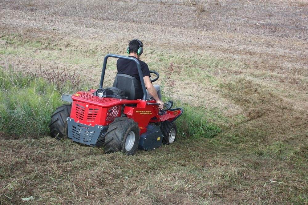 Benassi FOX 95 4WD Schlegelmäher – Bild 2